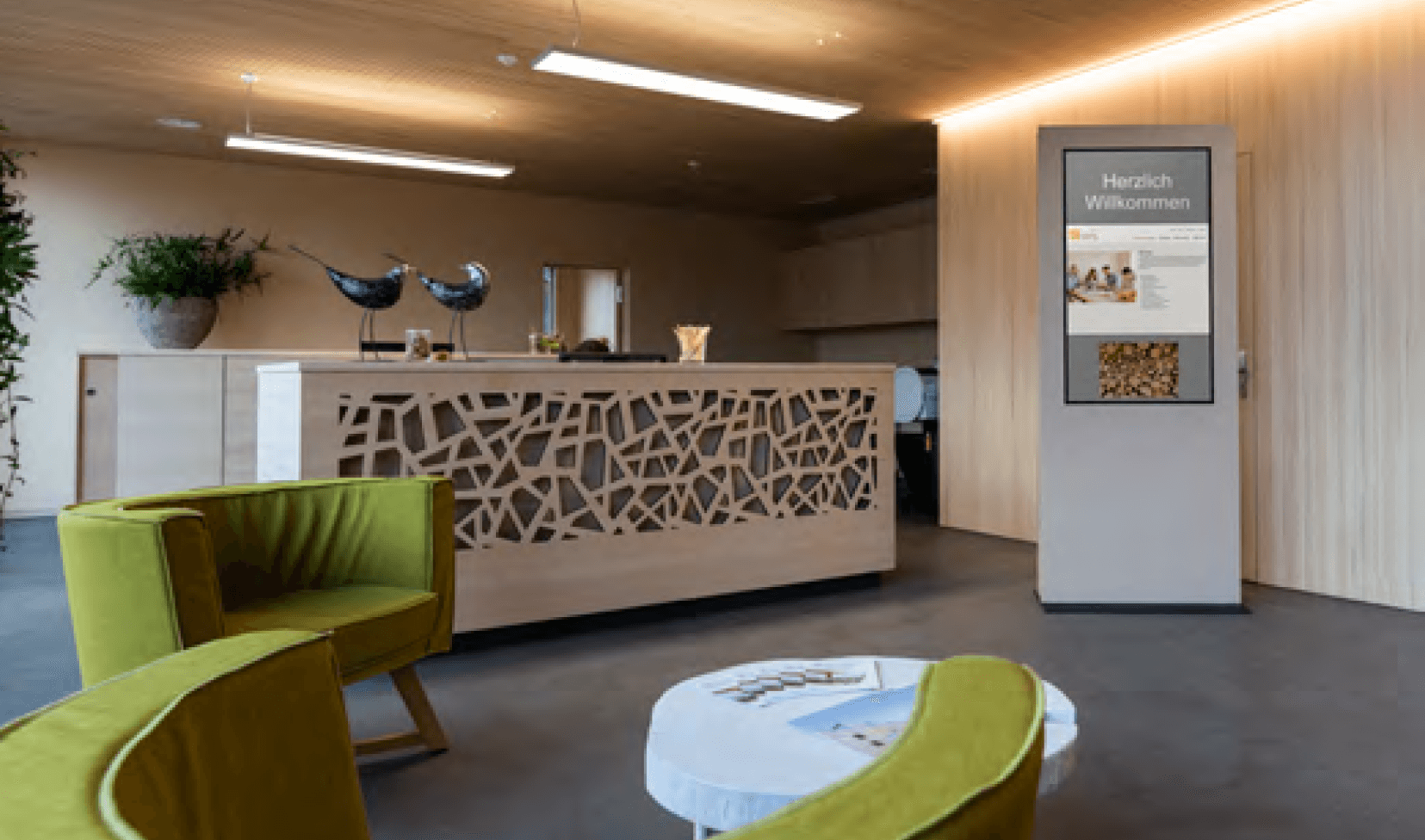 Eingangsbereich mit Digital Signage